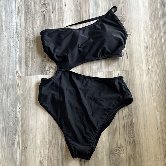 Adore Me Asymmetrical One Piece With Cutouts Size Large NWT - Picture 1 of 8